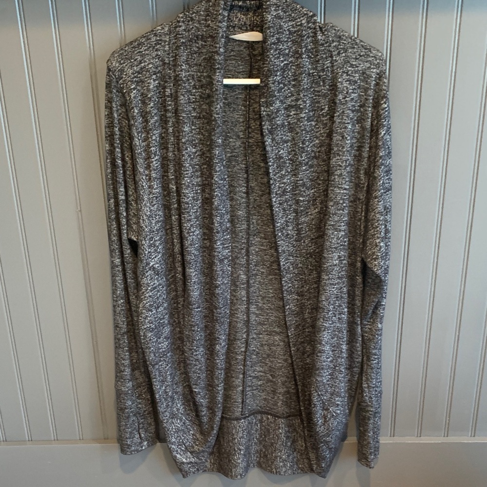 Athleta Wrap Cardigan XXS Lightweight Perfect for Yoga Pilates EUC Grandmacore